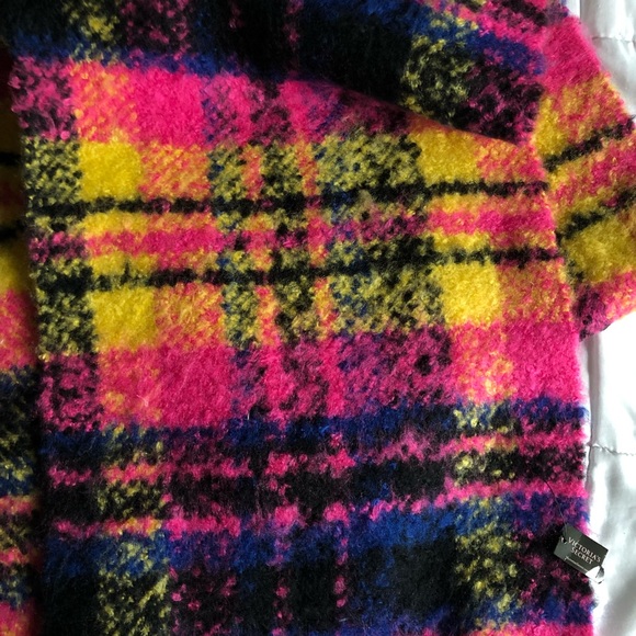 Victoria Secret Fuchsia & Yellow Plush Plaid Scarf - Picture 8 of 10